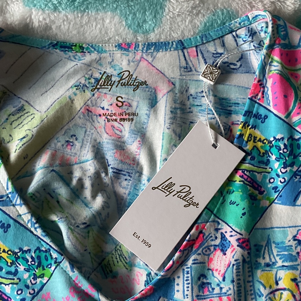 Lilly Pulitzer Jannie v-neck Colorful Patterned Dress with 3/4 Bell Sleeves NWT - Picture 4 of 5